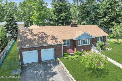 192 Pinecrest Rd, Oakhurst, NJ 07755 - photo 2