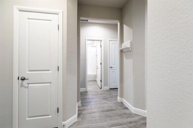 1512 Seabiscuit Dr, Granbury, TX 76049 - photo 7