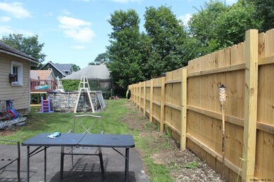 917 Vischer Ave, Schenectady, NY 12306 - photo 2