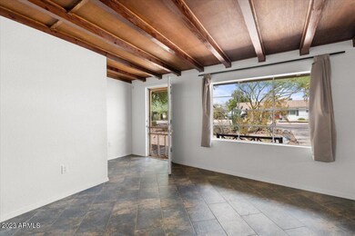 02-Living Room