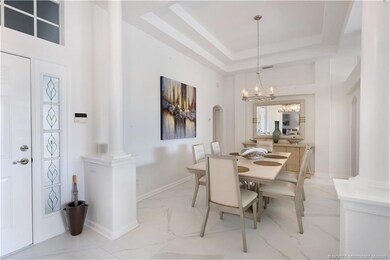Entertaining made easy!
Dining room for the family!