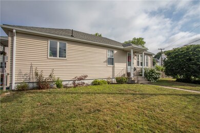 90 Exeter Ave, Pawtucket, RI 02860 - photo 2