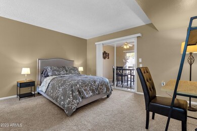 9934 W Palmeras Dr, Sun City, AZ 85373 - photo 6