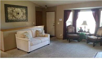 Living Room Open & Bright * Large Picture Window *