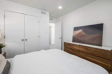 909 W Bullion St, Taylorsville, UT 84123 - photo 4