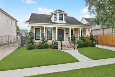 1608 Charlton Dr, New Orleans, LA 70122 - photo 2