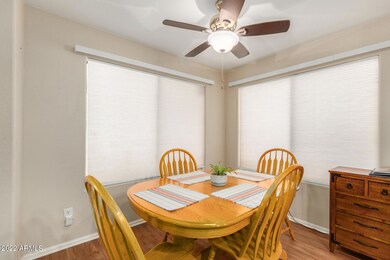 Kitchen Eat in area.