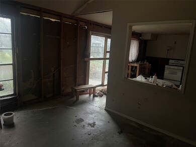 2419 Pearwood Dr, Houston, TX 77038 - photo 7