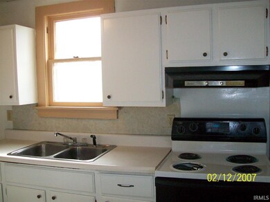 506 Sherman St, Elkhart, IN 46516 - photo 5