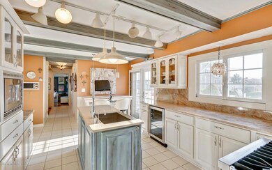 CENTER ISLAND-CUSTOM SINK