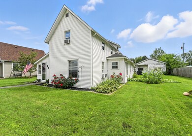 104 W Railroad St, Middle Point, OH 45863 - photo 2