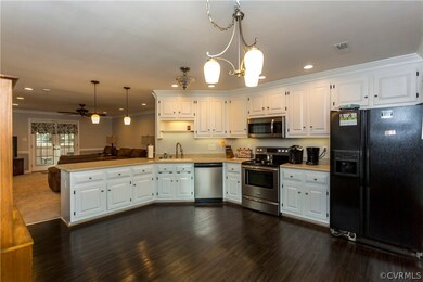 6104 Holly Trace Terrace, Chesterfield, VA 23832 - photo 3