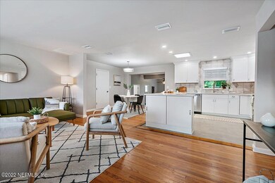 1903 Valens Dr E, Jacksonville, FL 32216 - photo 7