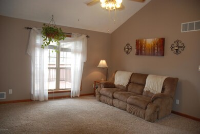 7612 Newton Ct, Louisville, KY 40228 - photo 7