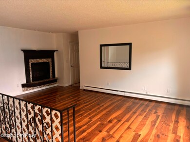 2430 Tagalak Dr unit B, Anchorage, AK 99504 - photo 3