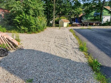 48 Trenton St, Worcester, MA 01604 - photo 5