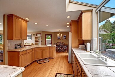 18915 Sound View Place, Edmonds, WA 98020 - photo 4