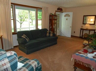 6583 Hitler Road 2, Circleville, OH 43113 - photo 5