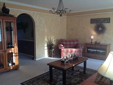 512 Hoover Dr, Apollo, PA 15613 - photo 5