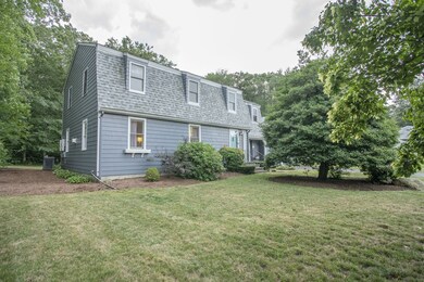 18 Heritage Dr, Rockland, MA 02370 - photo 2