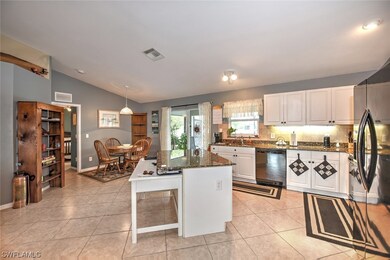 225 Manatee St, Fort Myers, FL 33913 - photo 4
