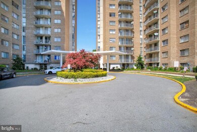 Presidential Towers unit 222, Adelphi, MD 20783 - photo 2