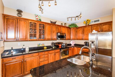 07 Kitchen