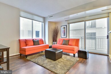 The Crescent unit 210, Silver Spring, MD 20910 - photo 2