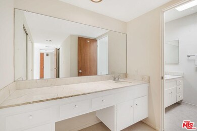 1539 N Laurel Ave unit 16, Los Angeles, CA 90046 - photo 4