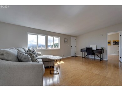 1583 SW Center St, Sheridan, OR 97378 - photo 6