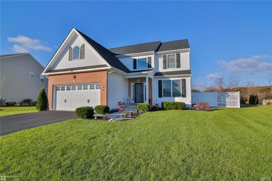 659 Mulberry Dr, Nazareth, PA 18064 - photo 2