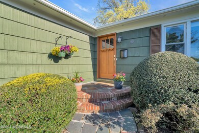 12 Richard Ln West Long Branch