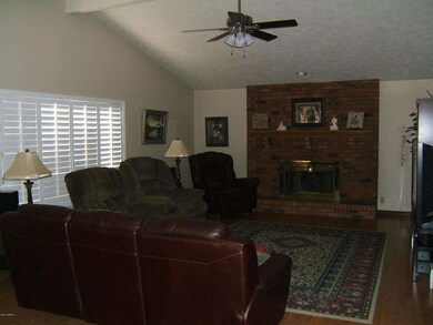 3911 E Forge Ave, Mesa, AZ 85206 - photo 7