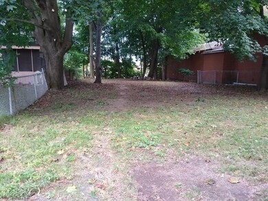 551 Pond St, Woonsocket, RI 02895 - photo 2