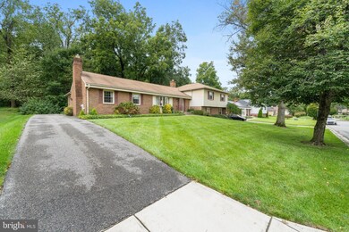 11409 Dundee Dr, Bowie, MD 20721 - photo 4