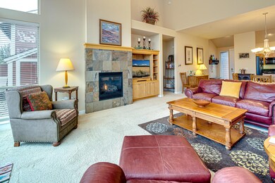 Built ins and gas fireplace