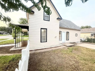 131 N Park St, Osceola, IA 50213 - photo 6