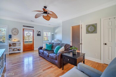015-1PalmettoBreezeCircle-Beaufort-SC-29