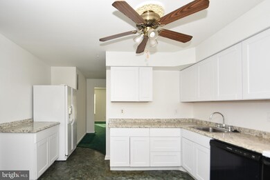 6050 Saint Moritz Dr, Temple Hills, MD 20748 - photo 4