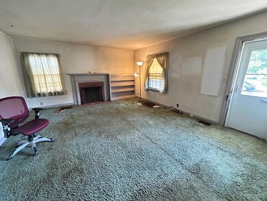 20 Sherry Rd, Cincinnati, OH 45215 - photo 2