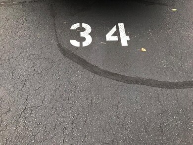 9 Wysocki Dr unit 34, Dudley, MA 01571 - photo 4