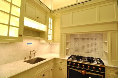 273 Commonwealth Ave unit 3, Boston, MA 02116 - photo 3