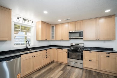 503 2nd St, Kellogg, IA 50135 - photo 7