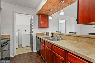 11256 Torrie Way unit L, Bealeton, VA 22712 - photo 6