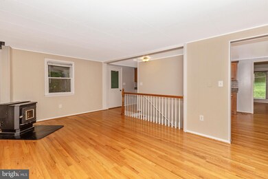 23725 Slidell Rd, Boyds, MD 20841 - photo 3