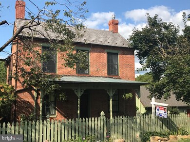 8220 Walter Martz Rd, Frederick, MD 21702 - photo 2