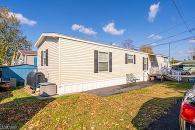 225 Albert St, Lodi, NJ 07644 - photo 3