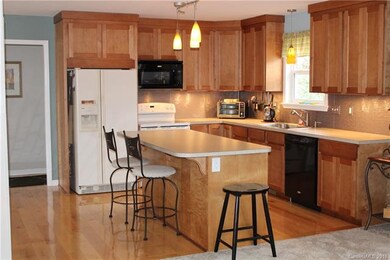 229 Chestnut Ln, Statesville, NC 28625 - photo 6