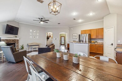 821 Jodie Dr, Weatherford, TX 76087 - photo 6