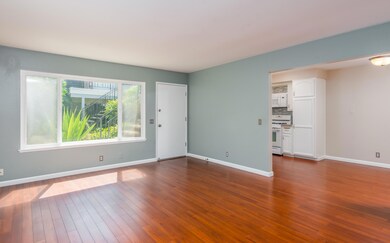 006_Living Room